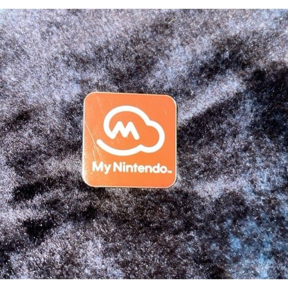 My Nintendo Switch Wii U Mario Cap 1.25" Pin PAX East 2018 Convention Exclusive